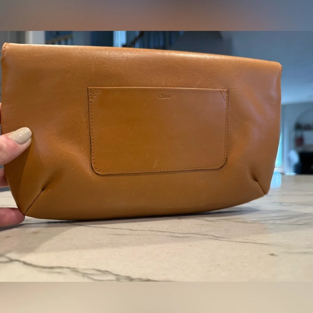 Authentic Chloé Tan Leather Bow Clutch Gold Hardware Flap Envelope Bag - Picture 6 of 14